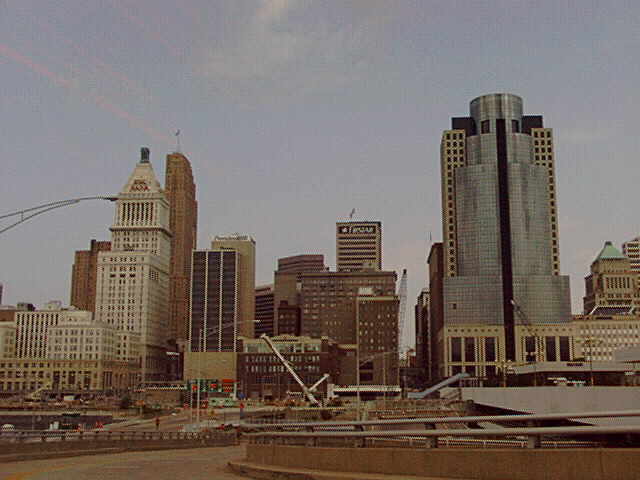 Die Sky - Line von Cincinnati, Ohio, USA gesehen vom Base-Ball-Stadium